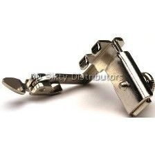 ADJUSTABLE ZIPPER FOOT
