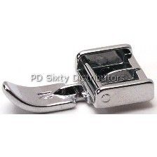 ZIPPER FOOT