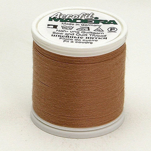 AEROFIL NO. 120 SANDSTONE 440YD/400M MADEIRA THREAD SANDSTONE