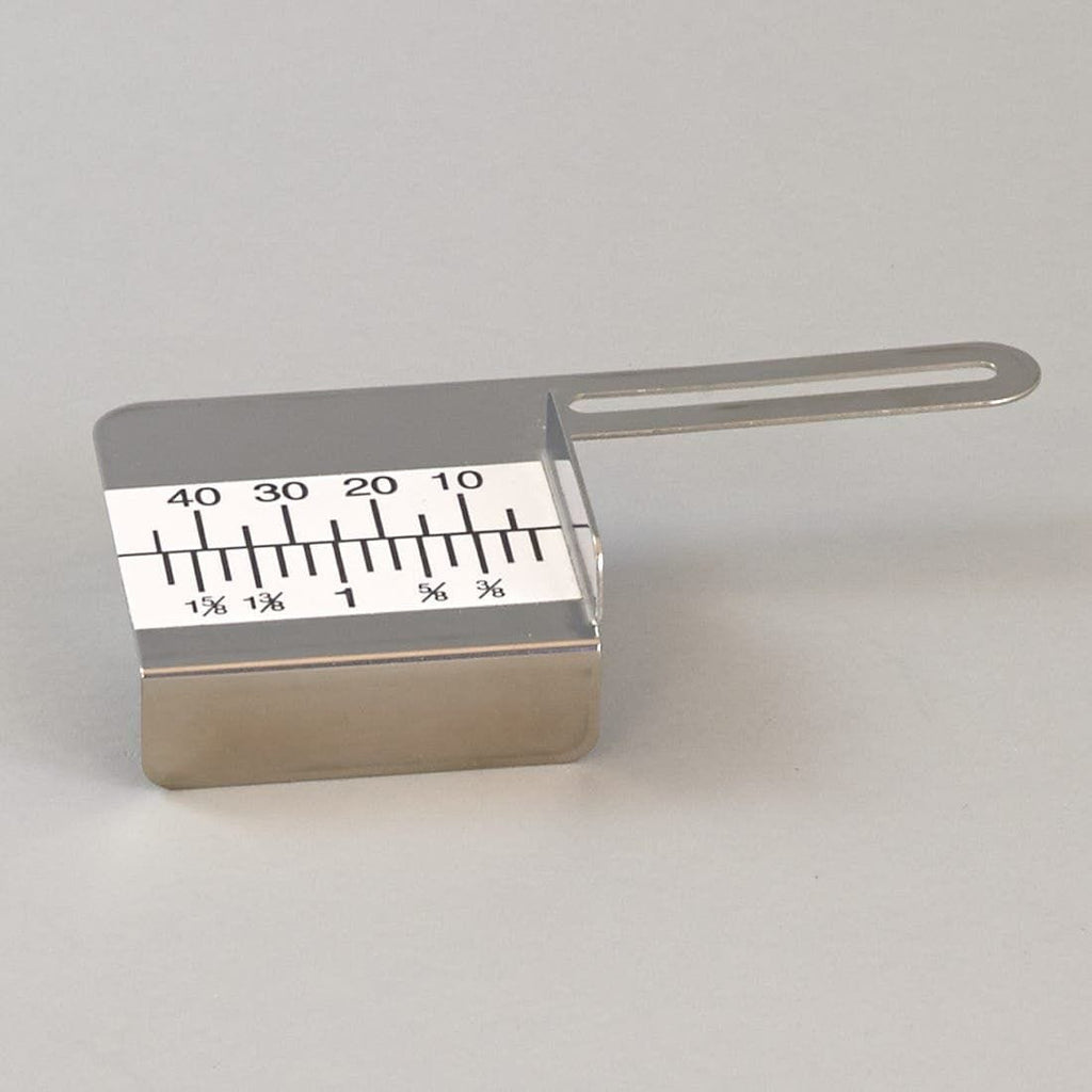 FABRIC GUIDE FOR CARDING