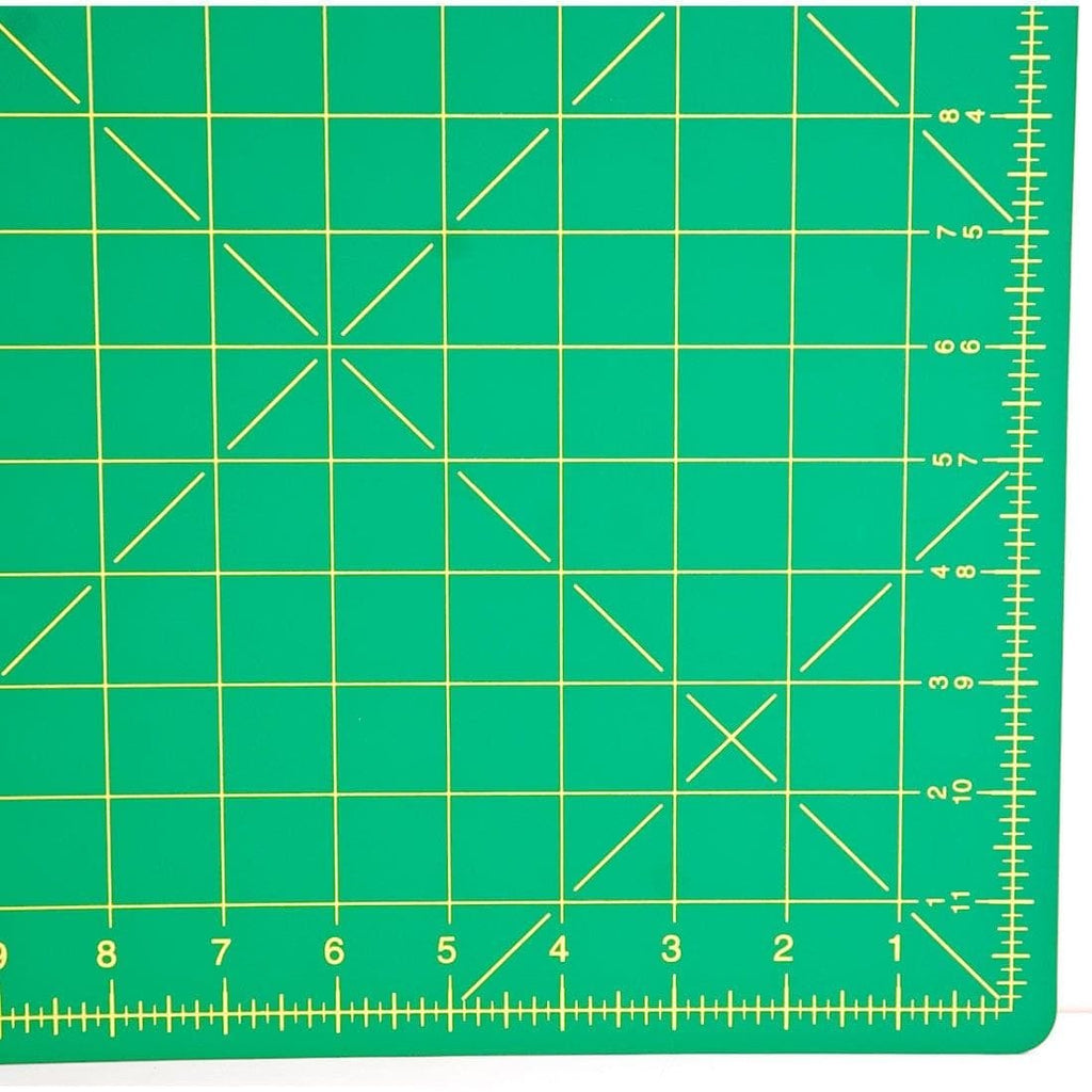 OMNIGRID 24" X 36" ROTARY MAT WITH GRID