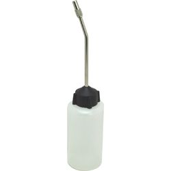 DELUXE PLASTIC OILER