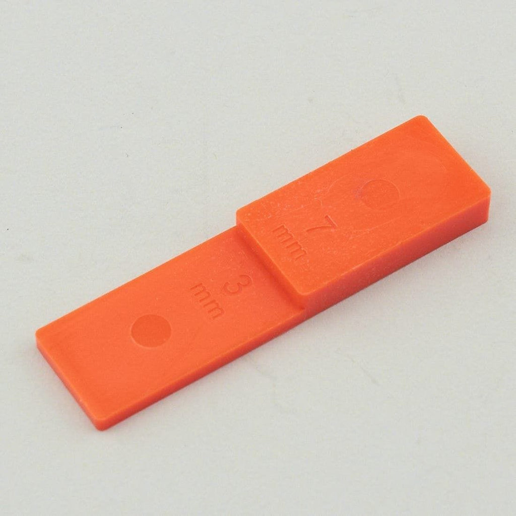 PRESSER FOOT LIFTER GAUGE